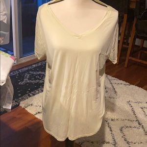 Boston proper pale yellow high-low Tshirt